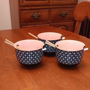 Bowls Set Of Three with Chopsticks And Spoons Roman Noodles Bowls